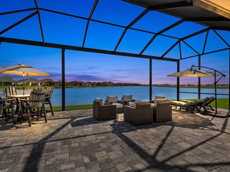 3 bedroom Single Family Residence at 8515 SW Cantante Way, Verano South Pud 1 - Pod D - Plat No. 4 - Replat No. 2, Port St. Lucie — photo 5