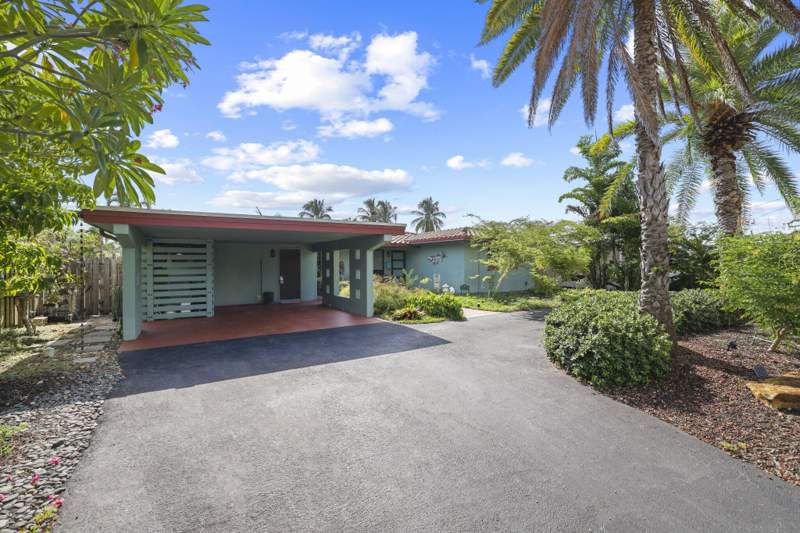 3 bedroom Single Family Residence at 2332 NE 17th Terrace, Middle River Manor, Wilton Manors — photo 2