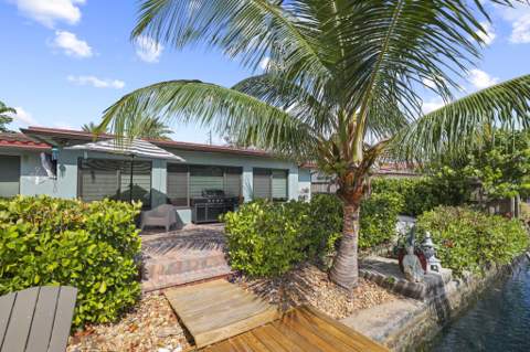 2332 NE 17th Terrace, Wilton Manors FL - photo 17 of 45