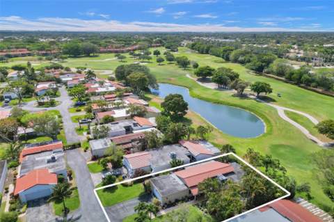 5577 Ainsley Court, Boynton Beach FL - photo 6 of 30