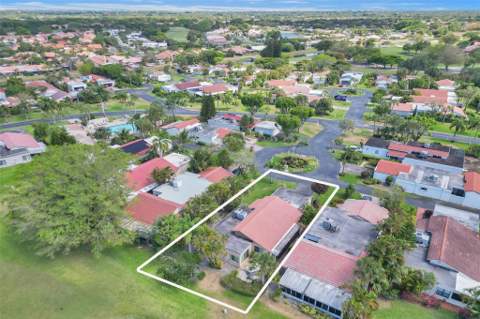 5577 Ainsley Court, Boynton Beach FL - photo 8 of 30