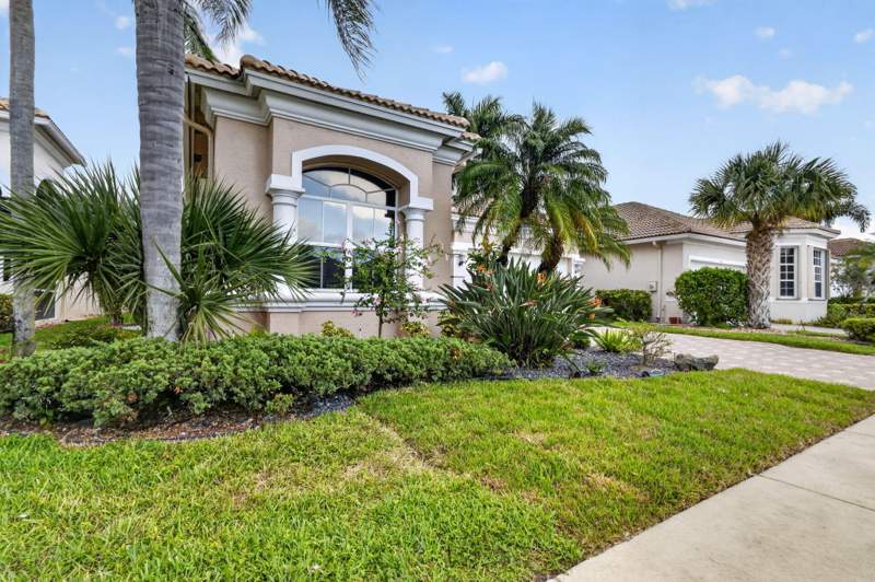 3 bedroom Single Family Residence at 6842 Fairway Lakes Drive, Aberdeen 25, Boynton Beach — photo 4