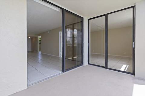 112 Lake Emerald Drive #209, Oakland Park FL - photo 11 of 32