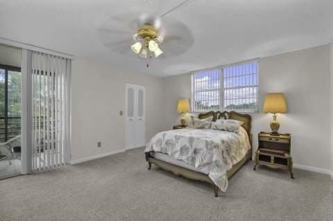 3231 Holiday Springs Boulevard #306, Margate FL - photo 12 of 27