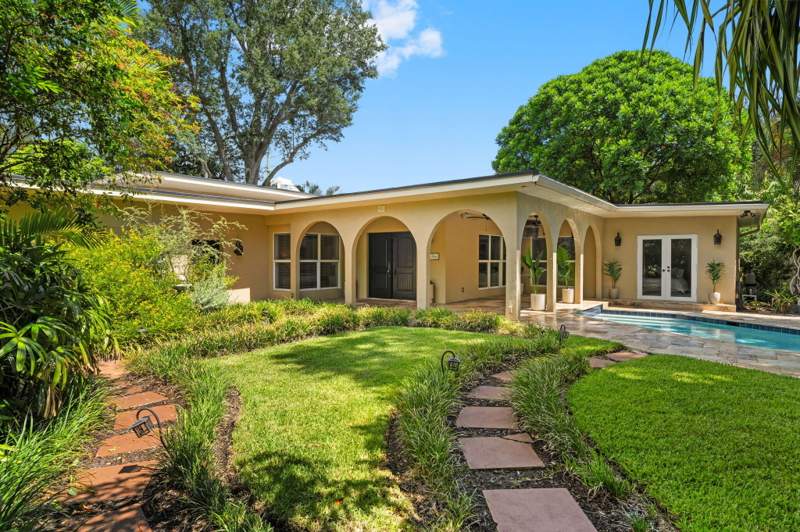 3 bedroom Single Family Residence at 901 SE 6th Street, Rio Vista C J Hectors Resub, Fort Lauderdale — photo 2