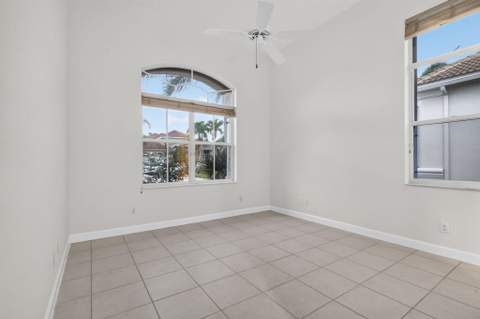 6842 Fairway Lakes Drive, Boynton Beach FL - photo 9 of 81