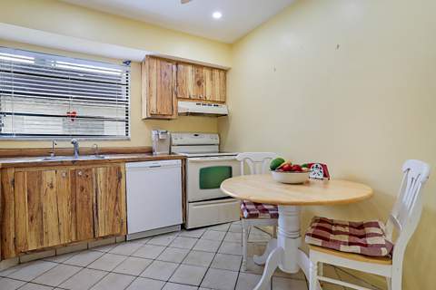 76 Capri B, Delray Beach FL - photo 11 of 26