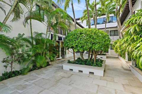 122 Peruvian Avenue #16, Palm Beach FL - photo 6 of 19
