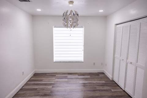2974 Torrey Pine Lane, Lake Worth FL - photo 10 of 35