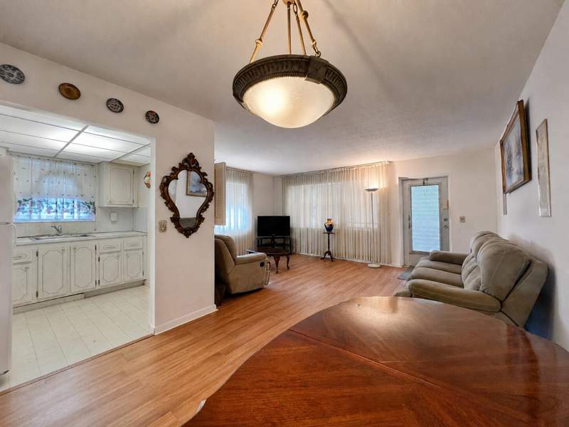 1 bedroom Condominium at 229 Dorchester J, Dorchester Condo, West Palm Beach — photo 2