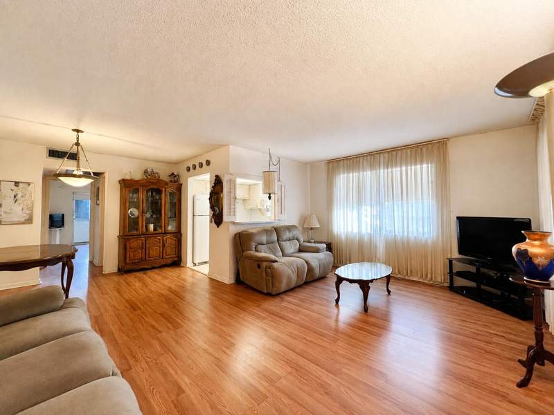 1 bedroom Condominium at 229 Dorchester J, Dorchester Condo, West Palm Beach — photo 4