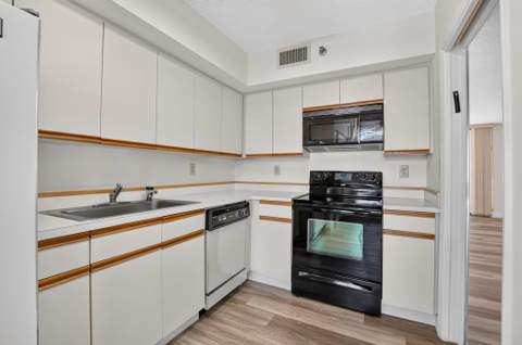 7201 Promenade Drive #101, Boca Raton FL - photo 10 of 39