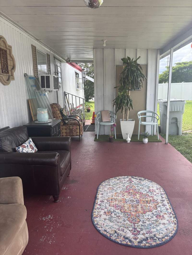 2 bedroom Manufactured Home at 13 Havenwood Drive, Havenwood Park, Pompano Beach — photo 5