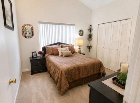 16320 NW 9th Drive, Pembroke Pines FL - photo 11 of 17