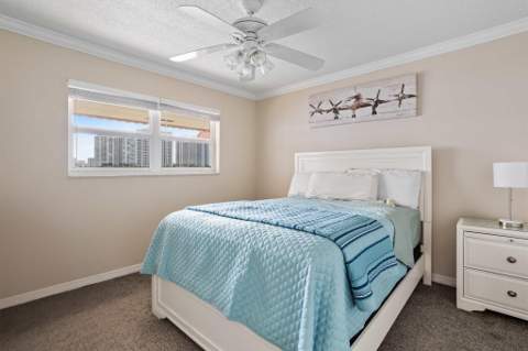 2097 S Ocean Drive #403, Hallandale Beach FL - photo 19 of 32