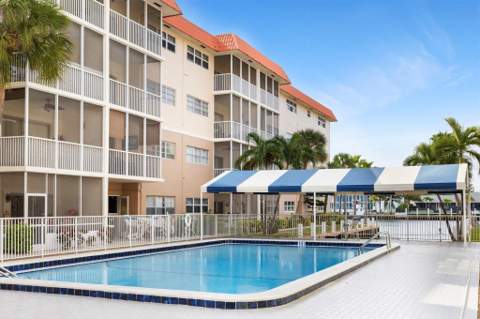 2097 S Ocean Drive #403, Hallandale Beach FL - photo 22 of 32