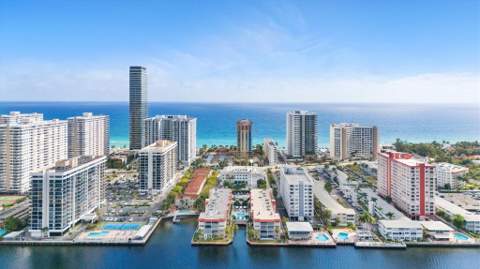 2097 S Ocean Drive #403, Hallandale Beach FL - photo 24 of 32