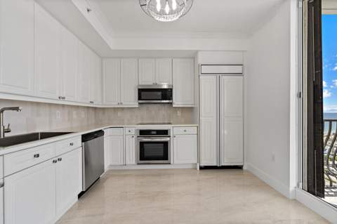 100 S Birch Road #1604, Fort Lauderdale FL - photo 9 of 36