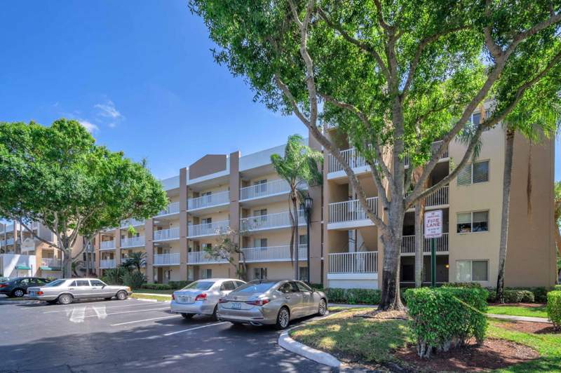 2 bedroom Condominium at 9560 Weldon Circle #J210, Weldon Condominium J, Tamarac — photo 2