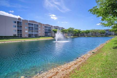 9560 Weldon Circle #J210, Tamarac FL - photo 6 of 38