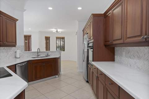 2742 Kinsington Circle, Weston FL - photo 13 of 29