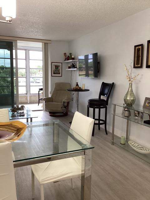 8300 Sunrise Lakes Boulevard #206, Sunrise FL - photo 6 of 22