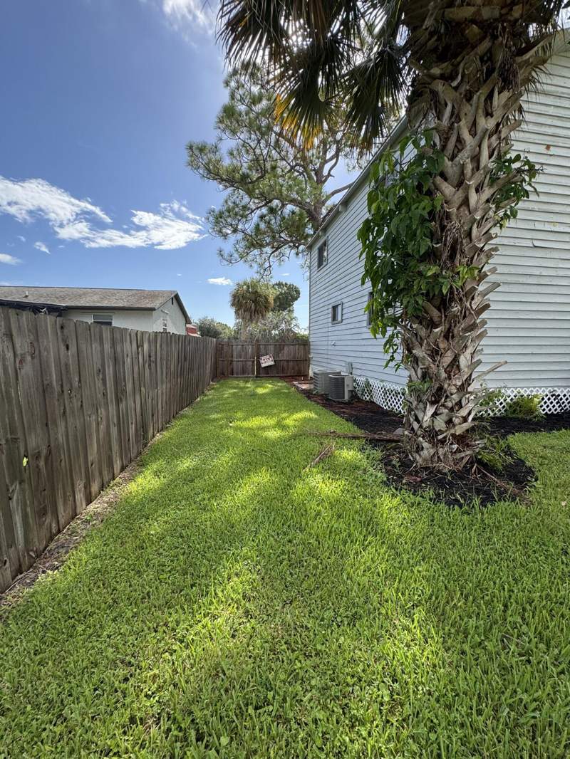 3 bedroom Single Family Residence at 5301 Sunset Boulevard, Indian River Estates-Unit 07- Blk 52 Lot 39 (Map 34/02S), Fort Pierce — photo 5
