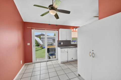 207/227 Ethelyn Drive, West Palm Beach FL - photo 16 of 74