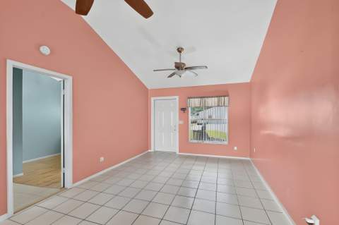 207/227 Ethelyn Drive, West Palm Beach FL - photo 11 of 74