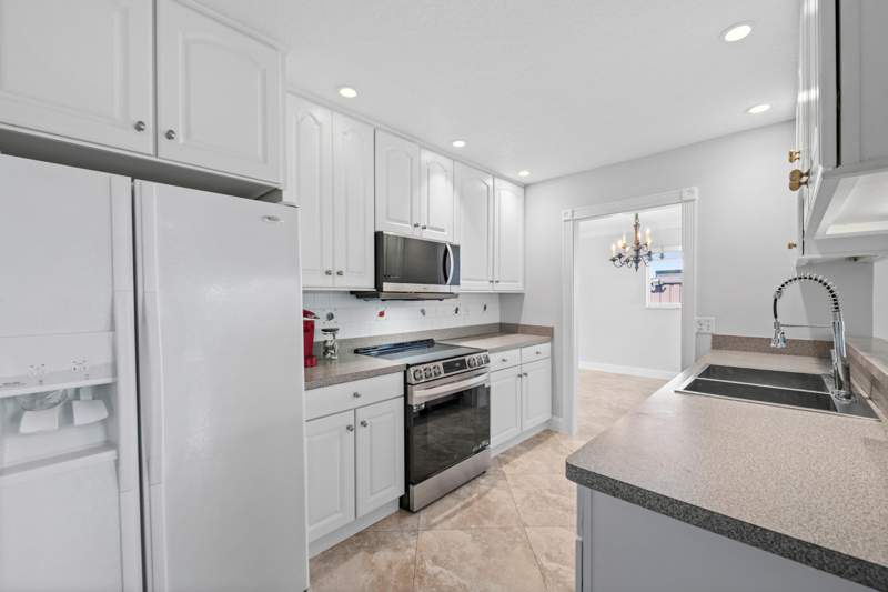 3 bedroom Single Family Residence at 3291 NW 63rd Street, Palm-Aire Village 2nd Sec, Fort Lauderdale — photo 4