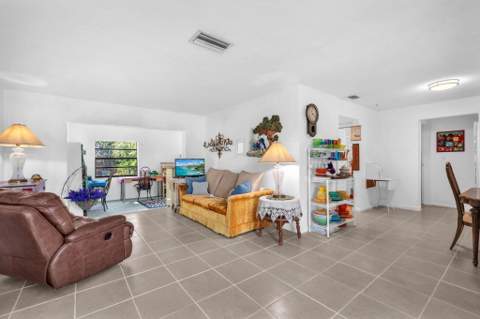 8380 NW 28th Street, Sunrise FL - photo 15 of 42