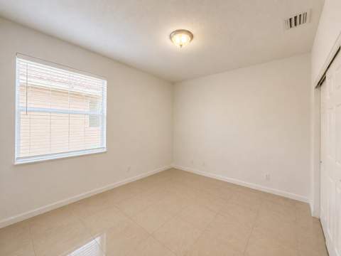 1804 SW Jamesport Drive, Port St. Lucie FL - photo 9 of 28