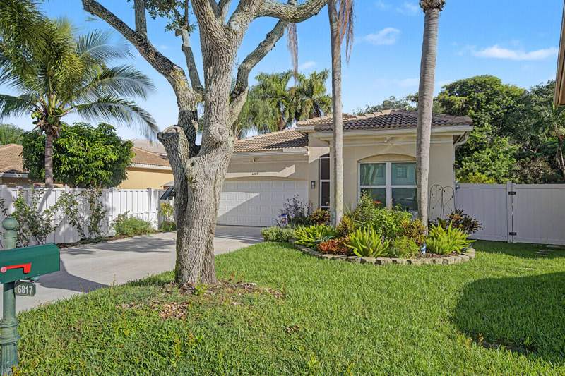 3 bedroom Single Family Residence at 6817 NW 32nd Court, Holiday Springs East, Margate — photo 2