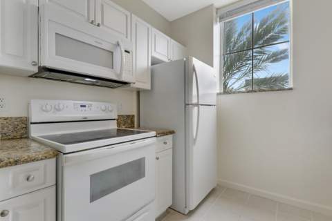 630 S Sapodilla Avenue #411, West Palm Beach FL - photo 7 of 38