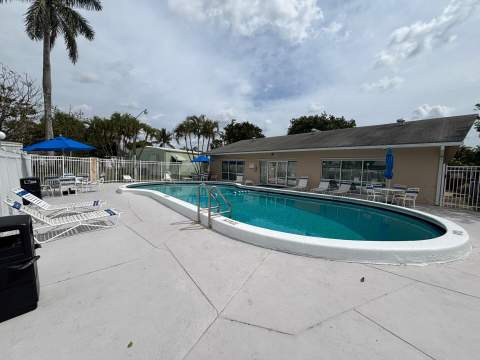 13 Havenwood Drive, Pompano Beach FL - photo 23 of 25
