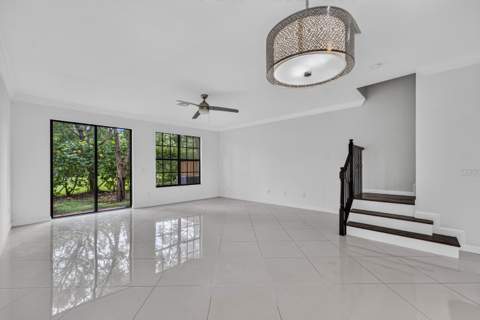 10306 Wellington Parc Drive, Wellington FL - photo 13 of 55