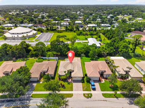 5423 Place Lake Drive, Fort Pierce FL - photo 7 of 73
