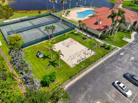 5423 Place Lake Drive, Fort Pierce FL - photo 18 of 73