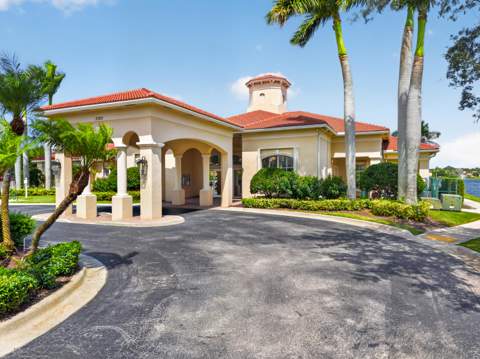 5423 Place Lake Drive, Fort Pierce FL - photo 20 of 73