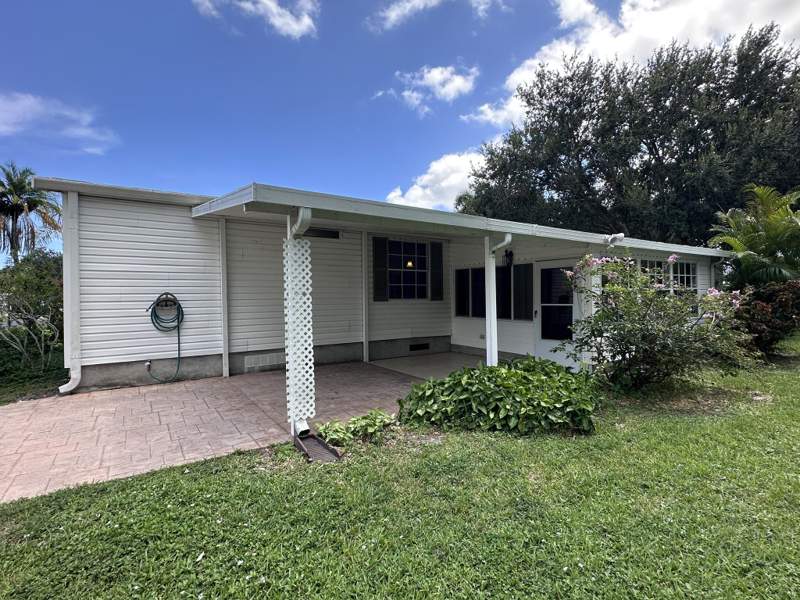 3 bedroom Stock Cooperative at 8294 E Club Road, West Lakes Of Boca Raton Inc, Boca Raton — photo 4