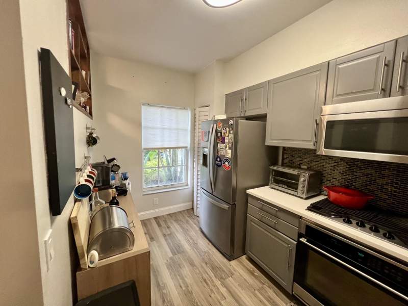 2 bedroom Townhouse at 7844 Dixie Beach Circle, Land Section 6-North, Tamarac — photo 4