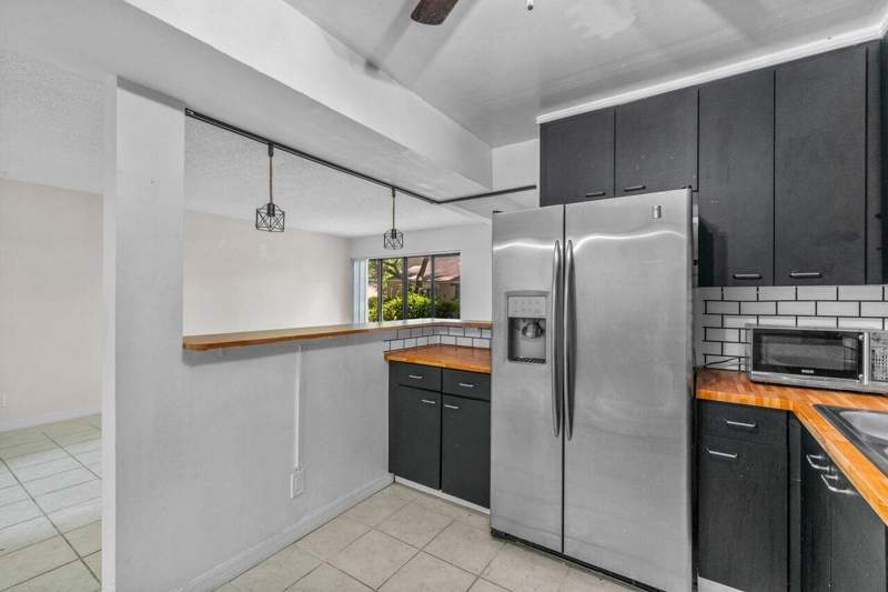 3 bedroom Townhouse at 1149 NW 13th Street #5, Boca Village Ph I-A Condo, Boca Raton — photo 5