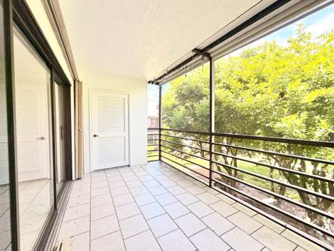 1811 SW Palm City Road #A-502, Stuart FL - photo 17 of 27