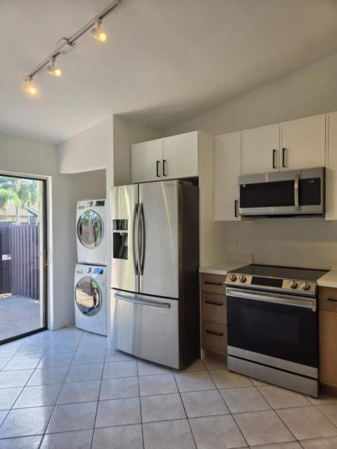 625 Sea Pine Way #H, Greenacres FL - photo 9 of 29