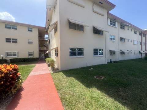 5300 Washington Street #P131, Hollywood FL - photo 7 of 52
