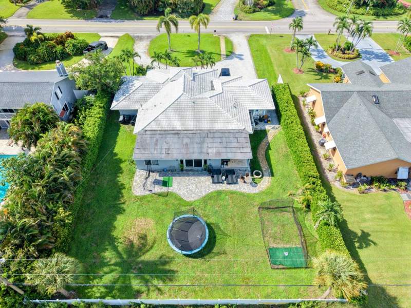 5 bedroom Single Family Residence at 3133 Lowson Boulevard, Sherwood Park, Delray Beach — photo 5
