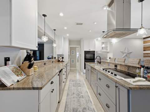 3133 Lowson Boulevard, Delray Beach FL - photo 6 of 58