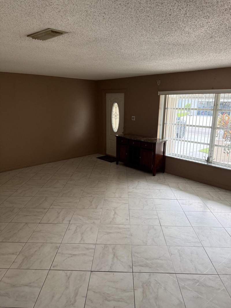 2 bedroom Single Family Residence at 7250 NW 8th Court, Paradise Gardens Sec 4, Margate — photo 4