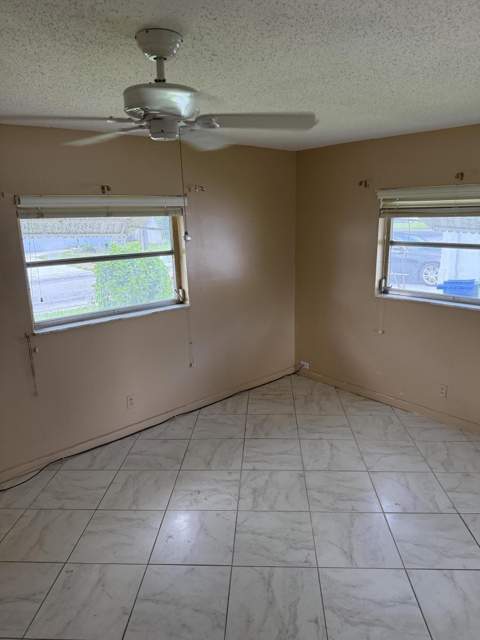 7250 NW 8th Court, Margate FL - photo 7 of 25