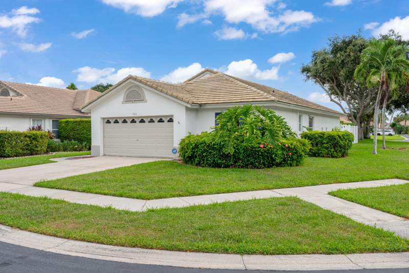 3 bedroom Single Family Residence at 7816 Manor Forest Lane, Mnr Forest 4, Boynton Beach — photo 2